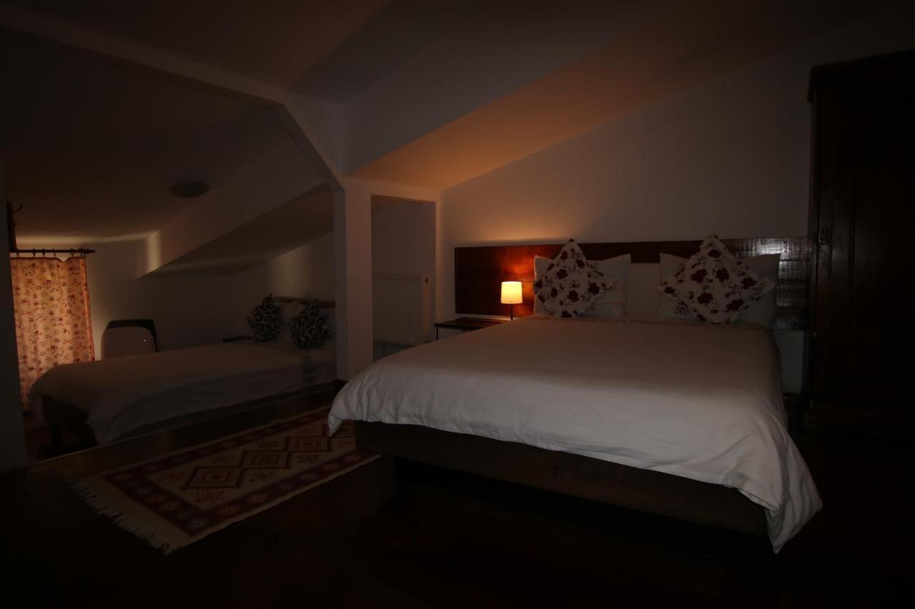 B&B Duo Caffe Baneasa Bucarest Esterno foto